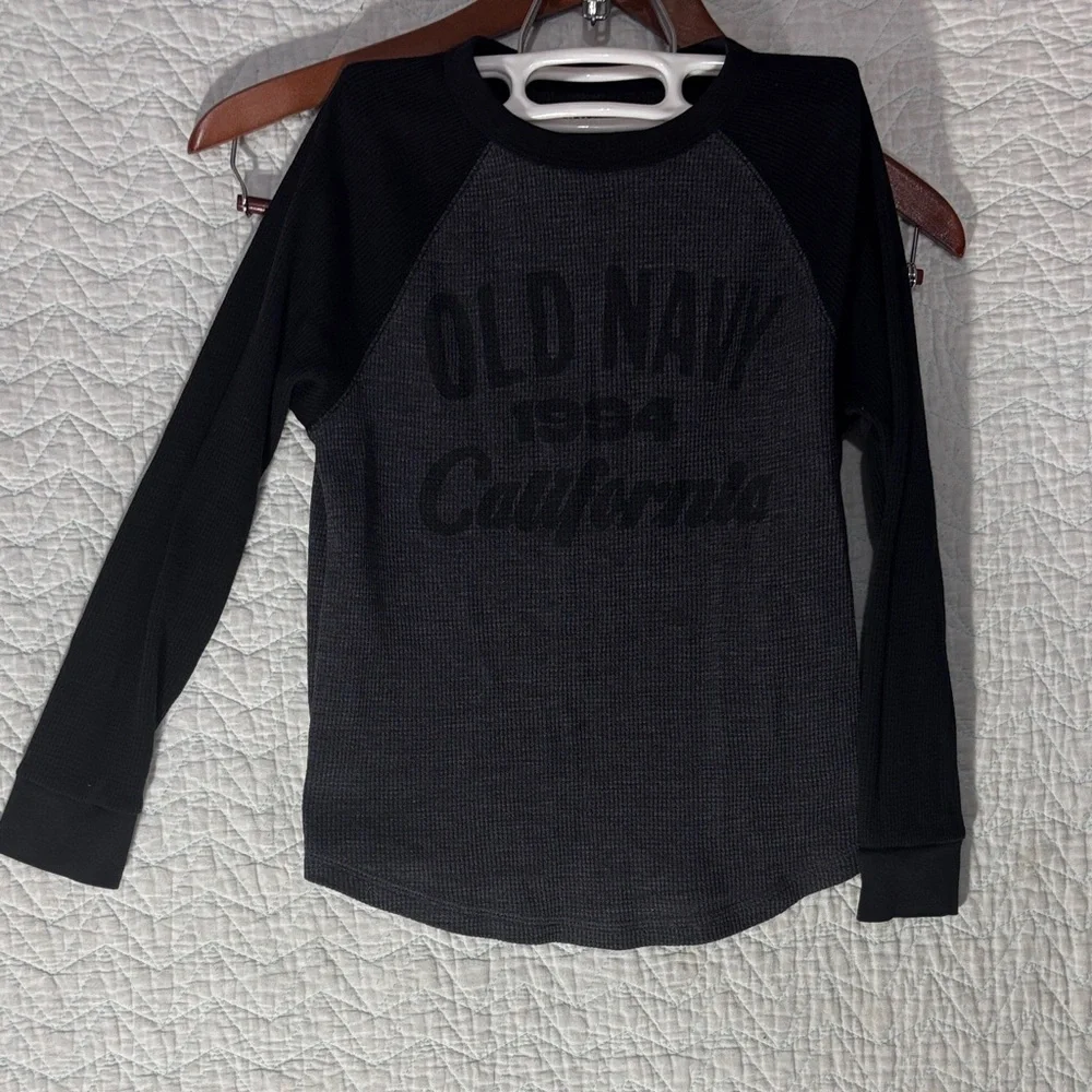 Old Navy Charcoal Waffle Knit Long Sleeve Tee
